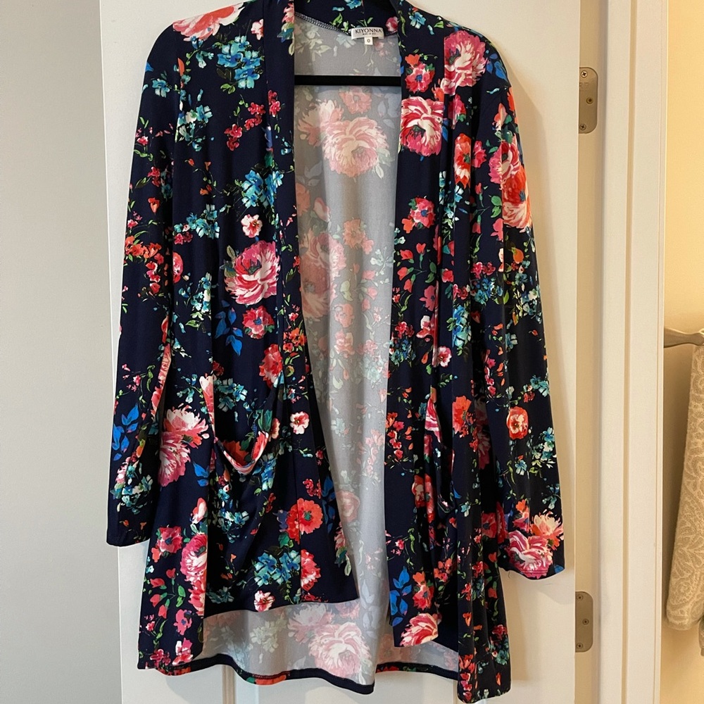 Kiyonna Super Soft Floral Cardigan - Picture 3 of 7